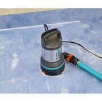 GARDENA Aquasensor 17000 Helderwater Dompelpomp, Dompel-/perspomp 750W, 17 000l/h, 9036-61 - aanzuiging tot 1mm - 4078500053280 - Gardena